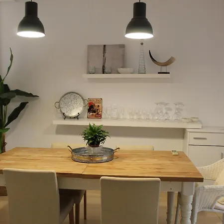 Apartment Lola's *