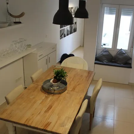 Lola's Apartment *